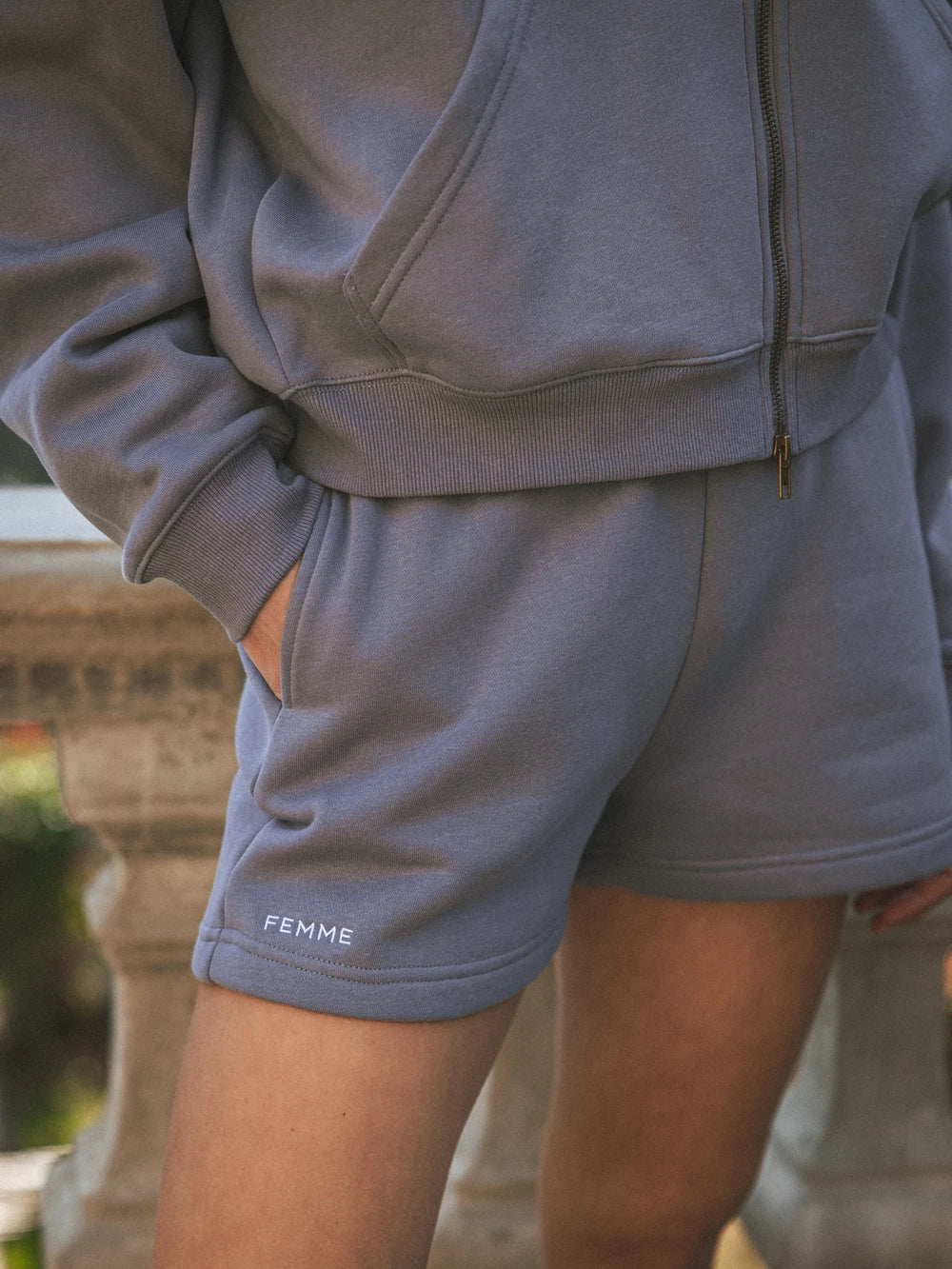 Dunkelgraue Damen-Shorts