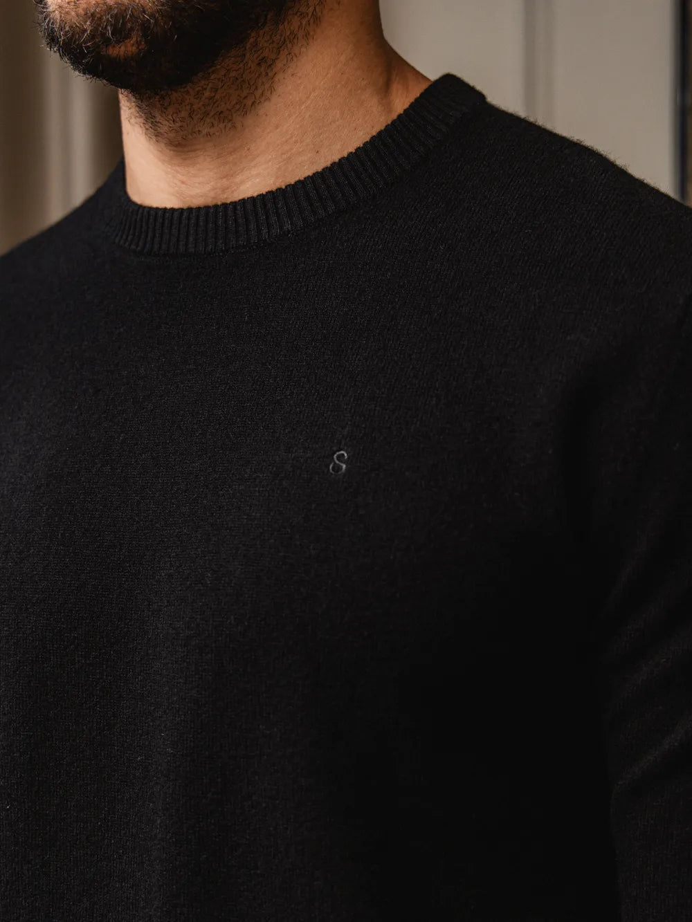 Black Wool Crewneck Pullover