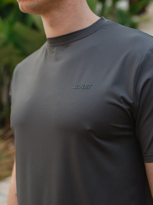 Army-grünes Basic Sport-T-Shirt
