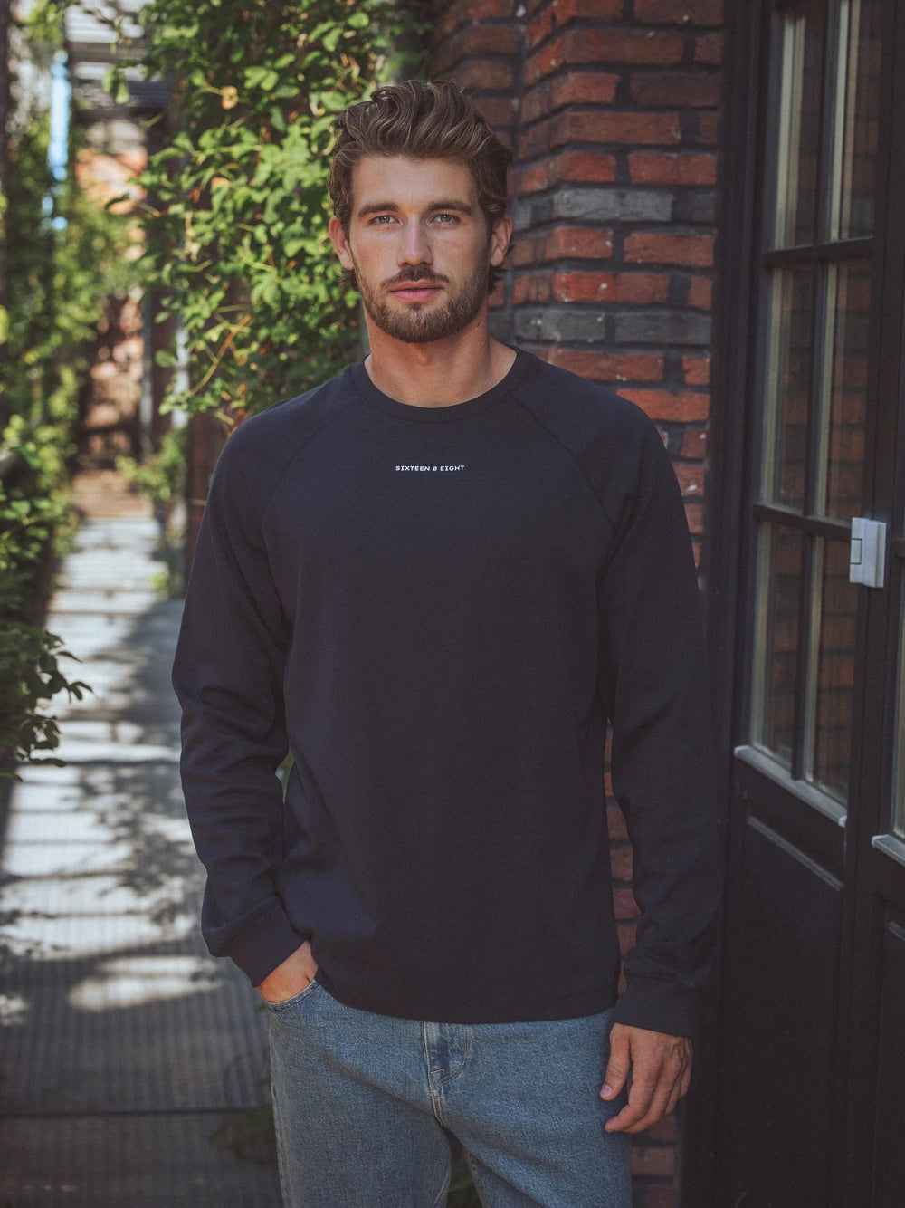 Navy Oversized Longsleeve