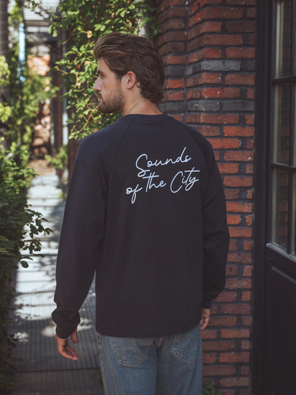 Navy Oversized Longsleeve