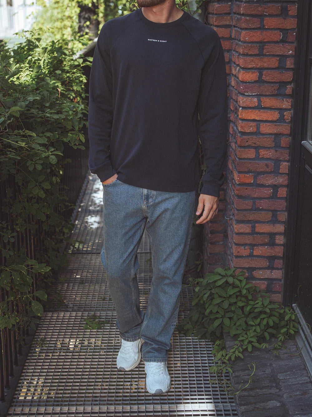 Navy Oversized Longsleeve
