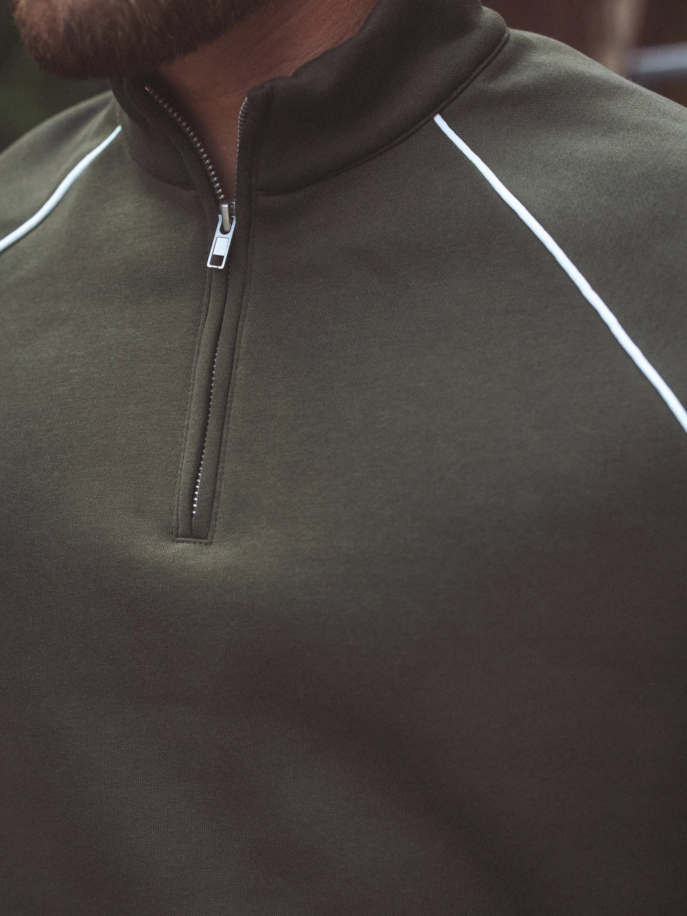Armee-Raglan-Pullover