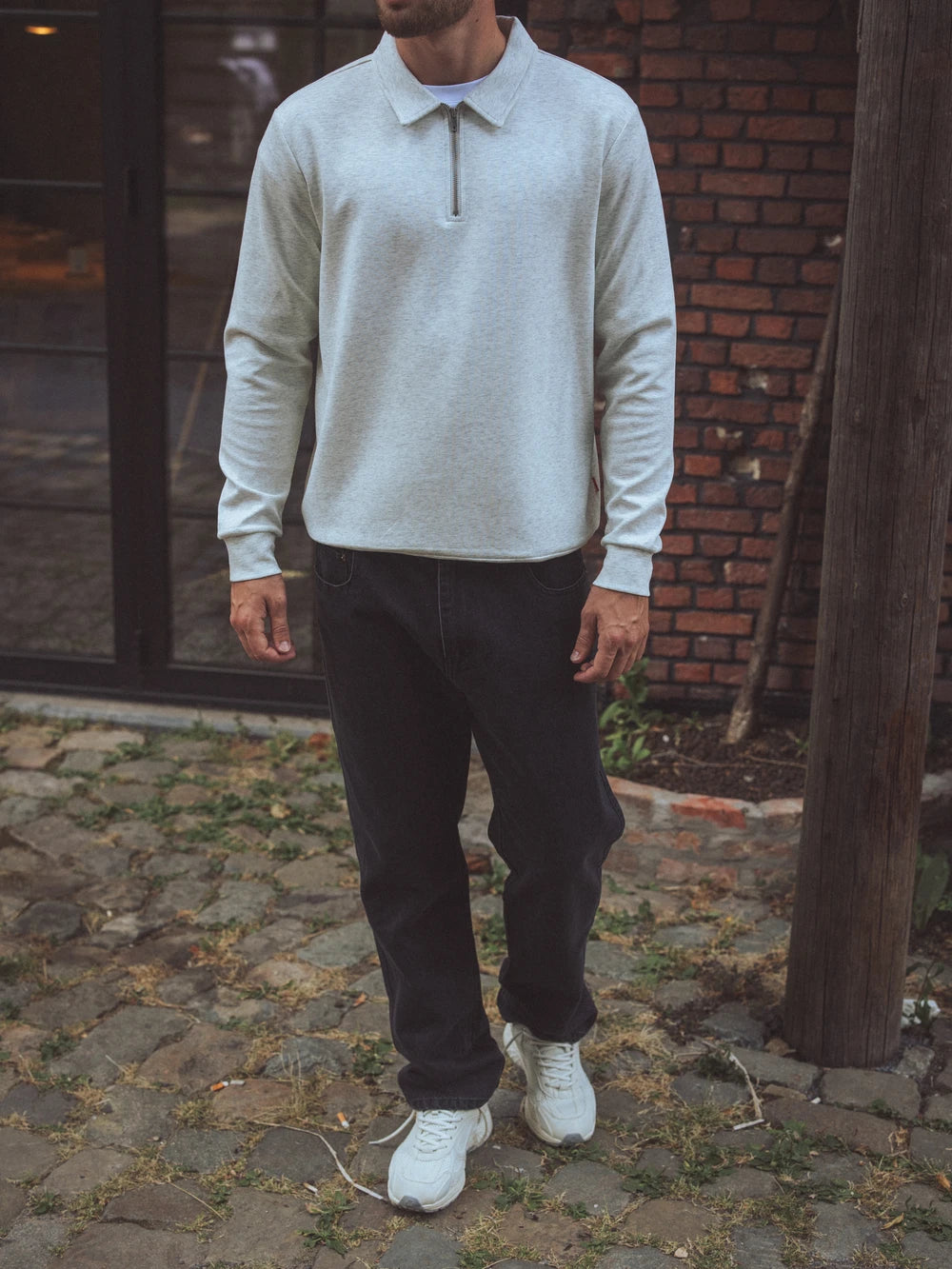 Graues Polo-Langarmshirt mit Reißverschluss