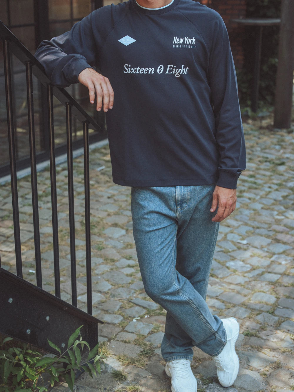 Navy Oversized Graphic Longsleeve