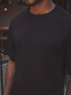 Schwarzes Oversize-T-Shirt