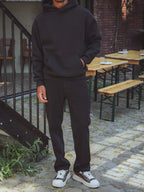 Schwarzer Oversize-Kapuzenpullover