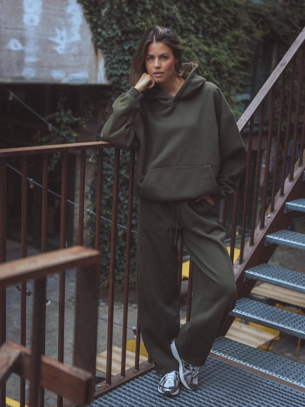 Army-Oversized-Jogginghose