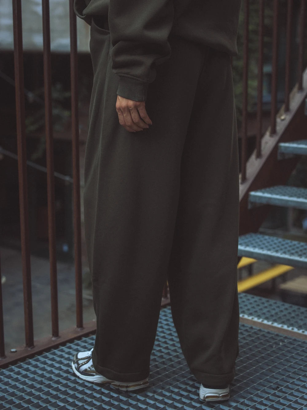 Army-Oversized-Jogginghose