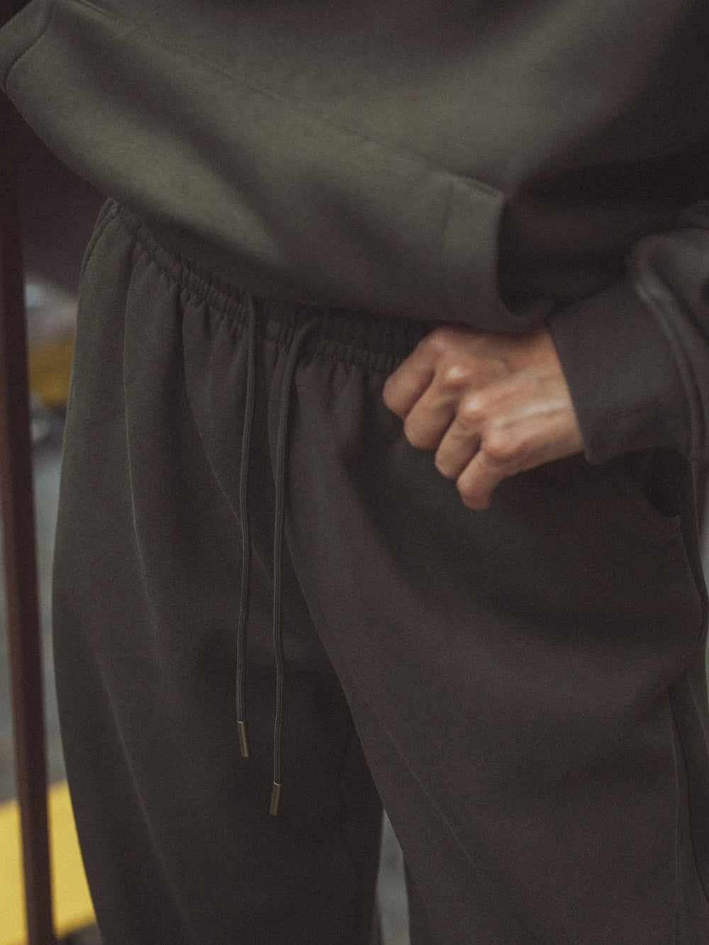 Army-Oversized-Jogginghose