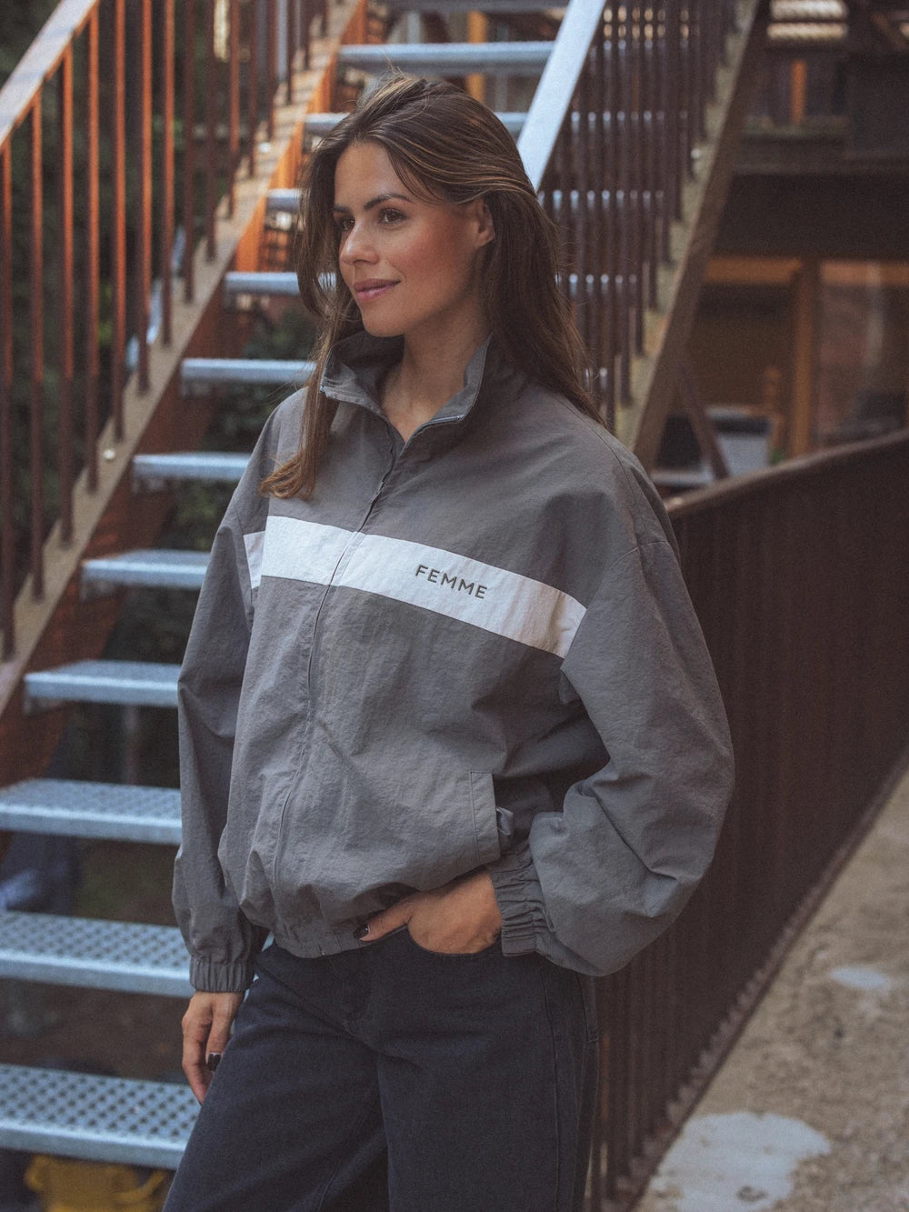 Graue Trainingsjacke