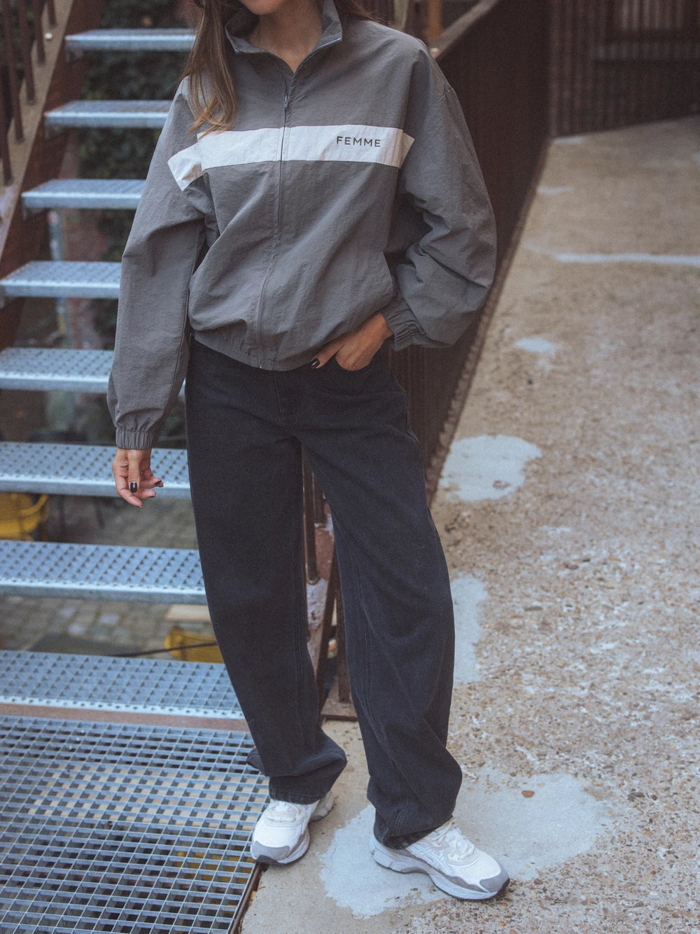 Graue Trainingsjacke
