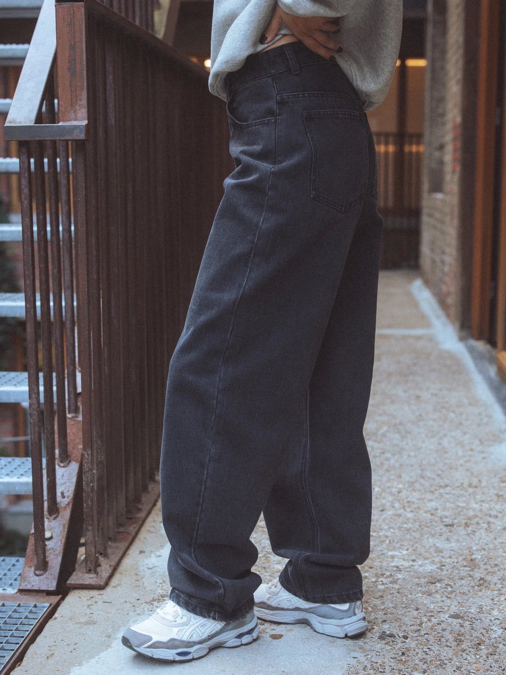 Washed Black Femme Jeans
