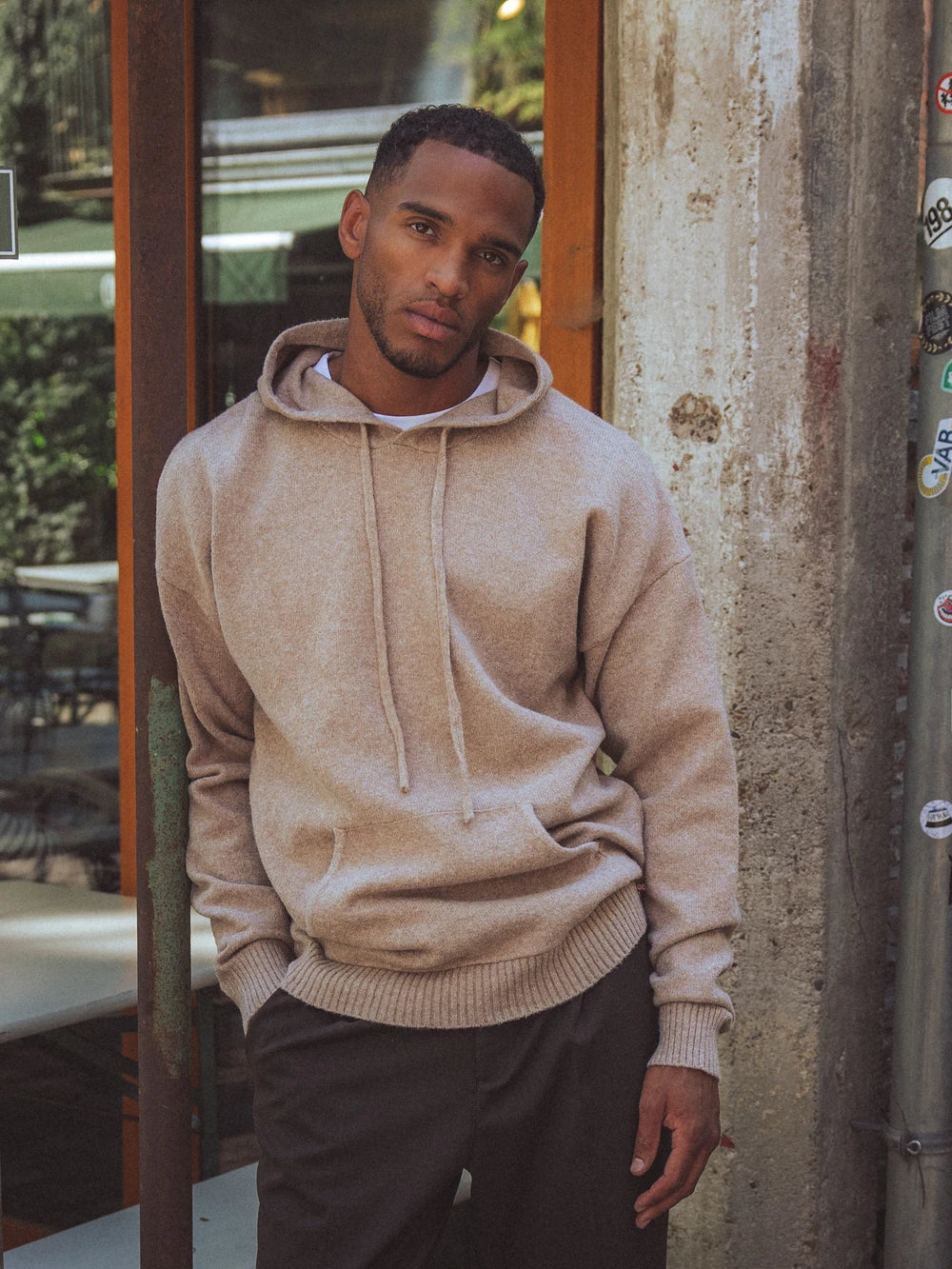 Hellbrauner Strickhoodie