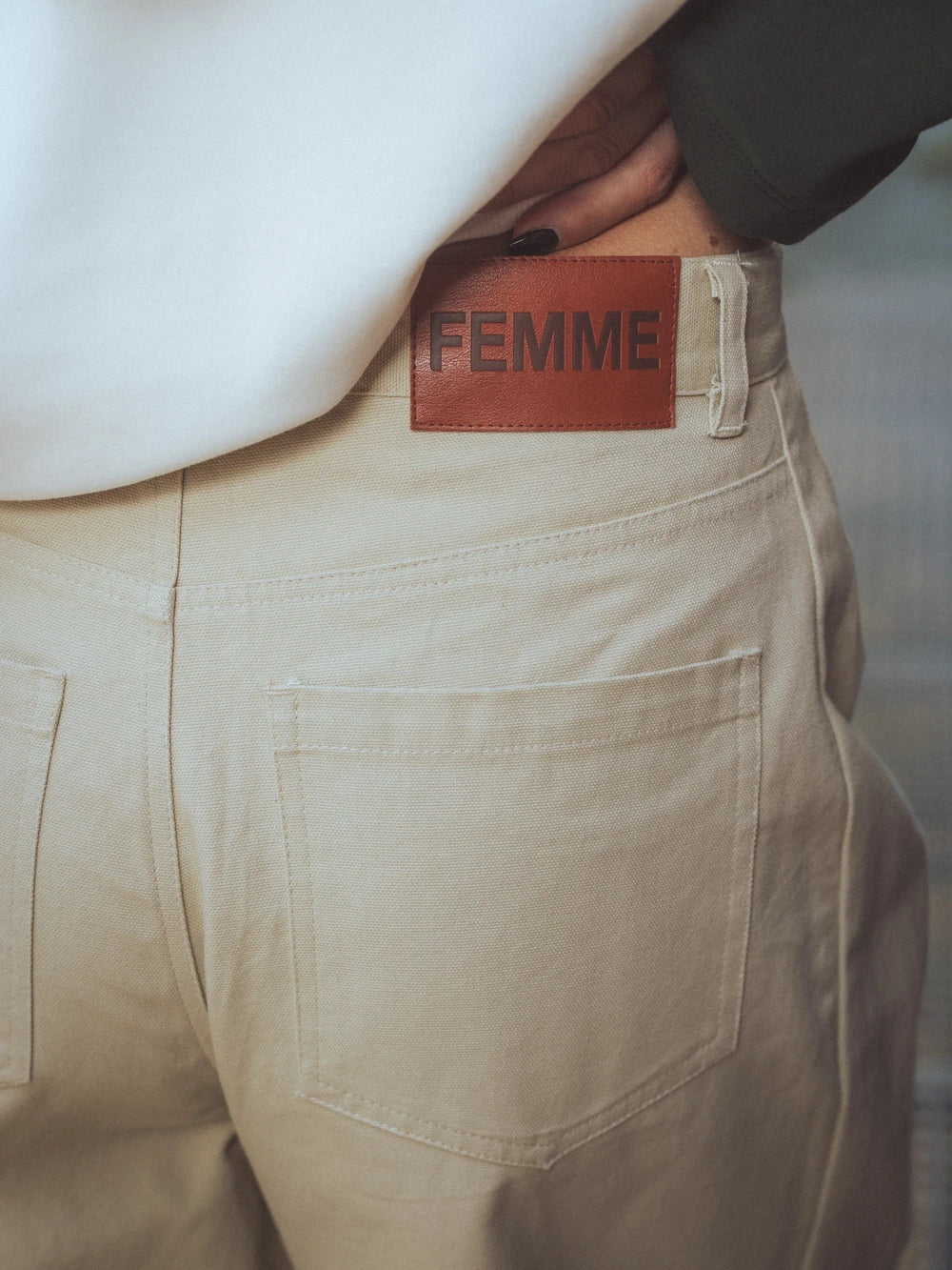 Beige Balloon Jeans