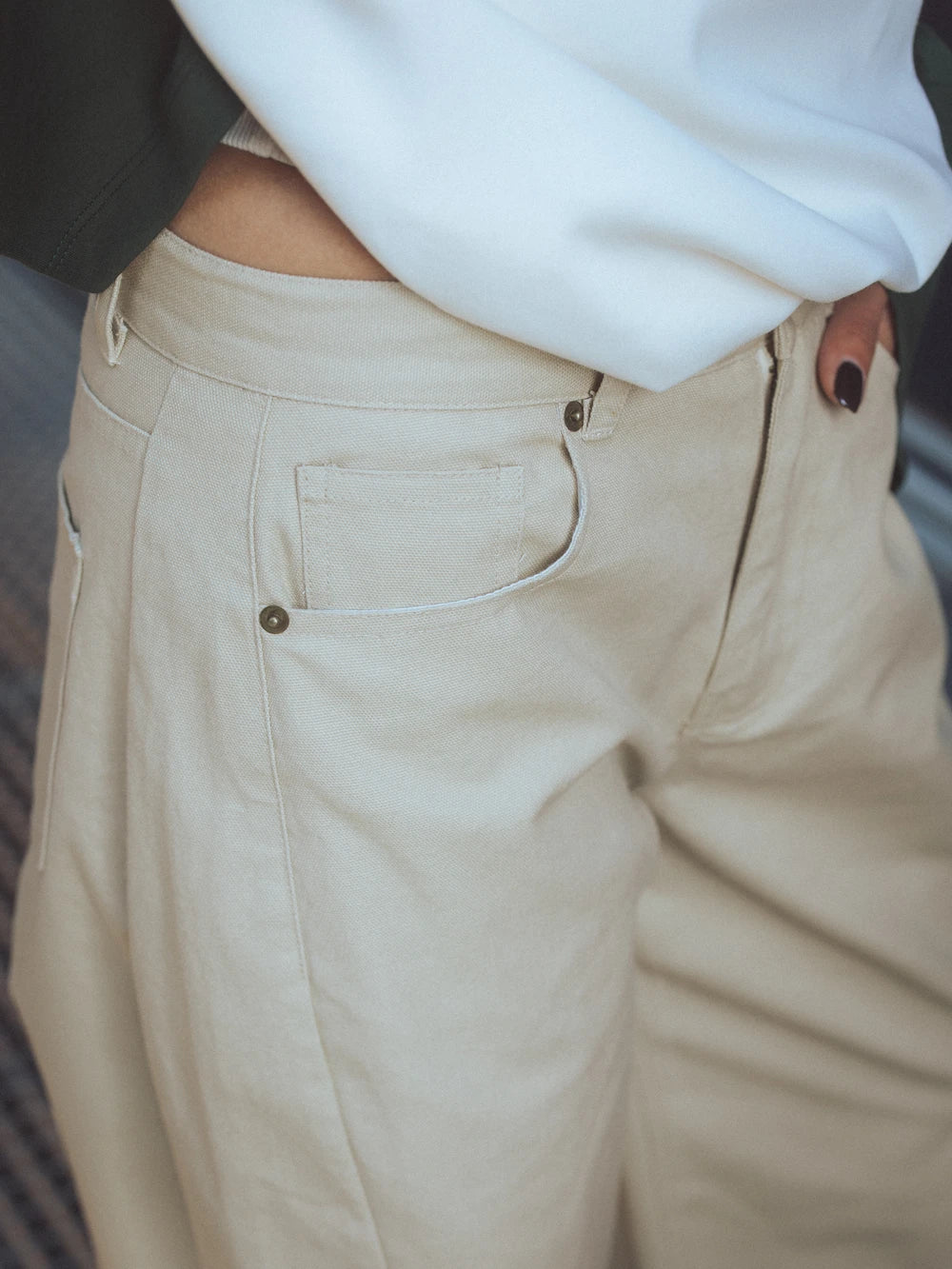 Beige Balloon Jeans
