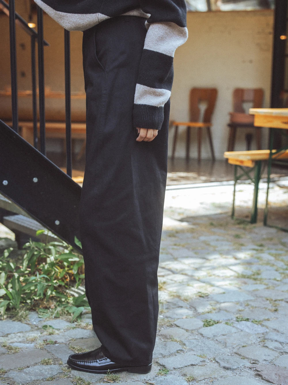 Schwarze Ballonhose