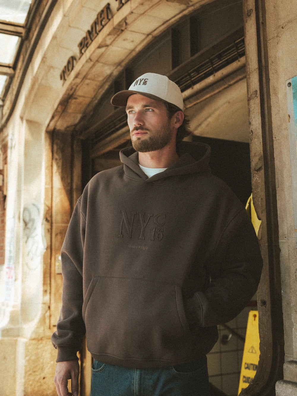 BOXY- HOODIE NY IN BRAUN