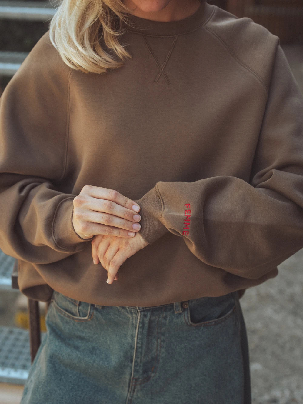 Brauner Oversize-Pullover für Damen
