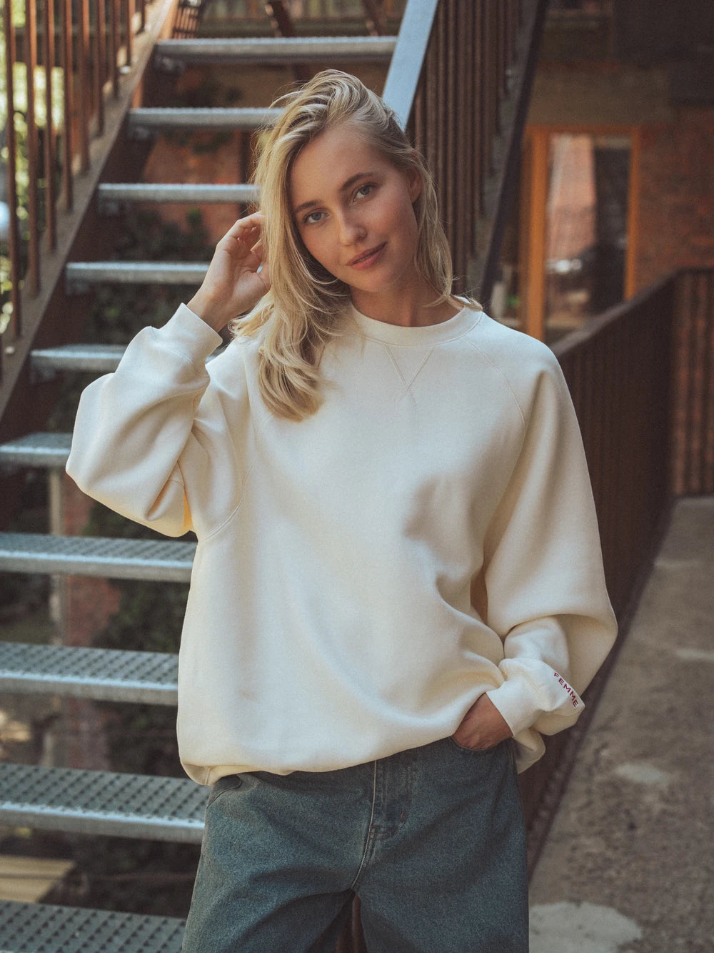 Creme Femme Oversized Sweater