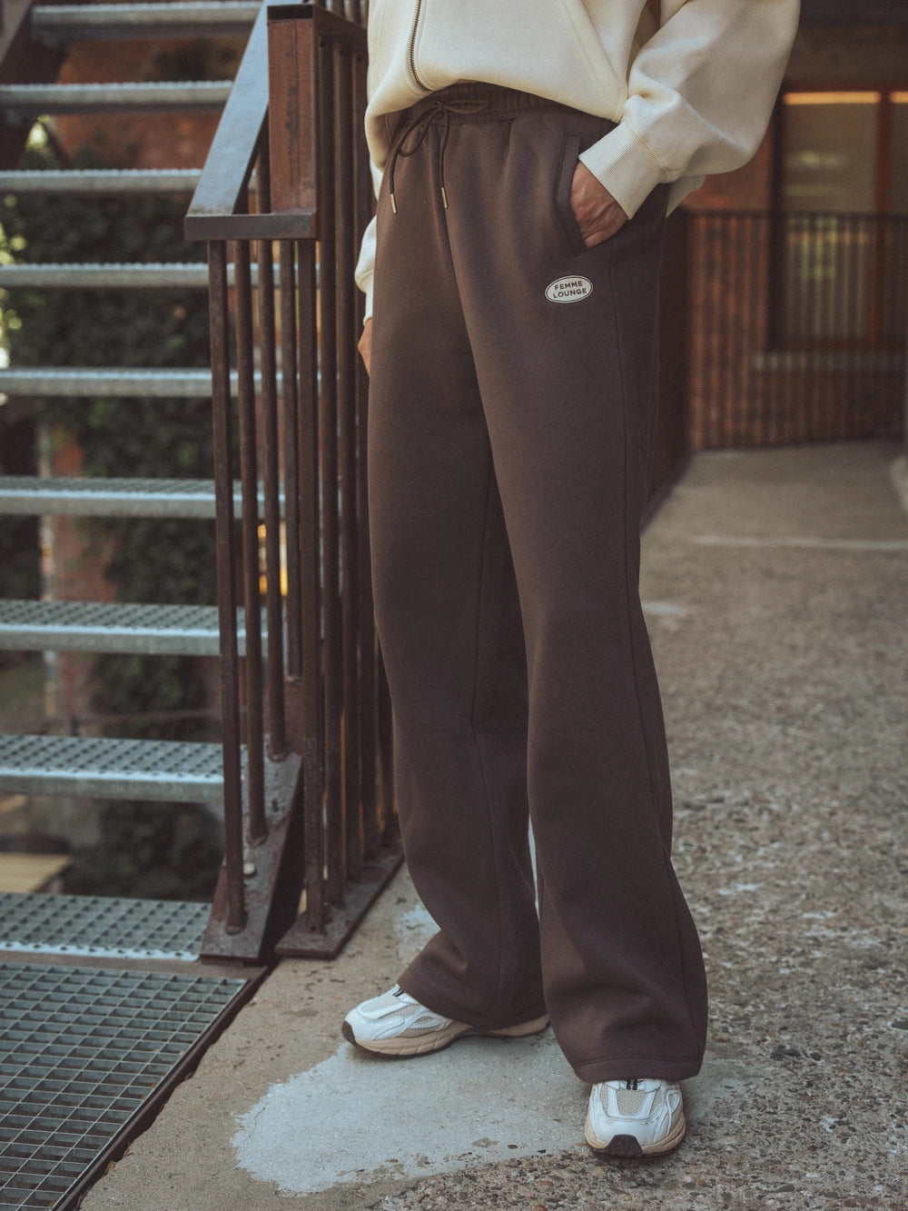 Brown Femme Lounge Jogging Pants