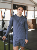 Graublaues Sport-Langarmshirt