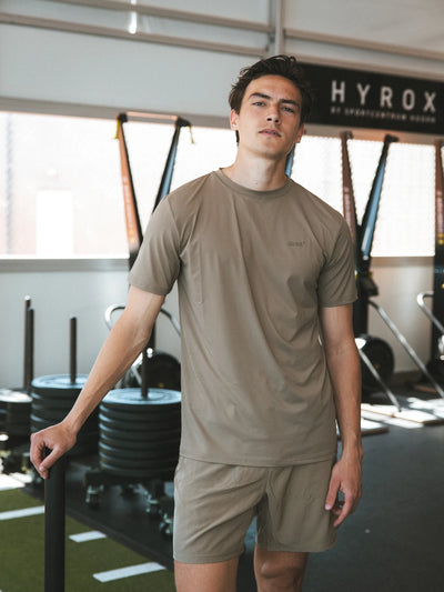 Braunes Basic-Sport-T-Shirt