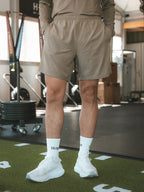 Braune Basic-Sportshorts