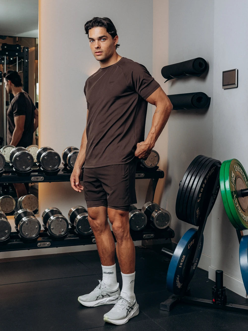 TB Dark Brown Performance T-shirt
