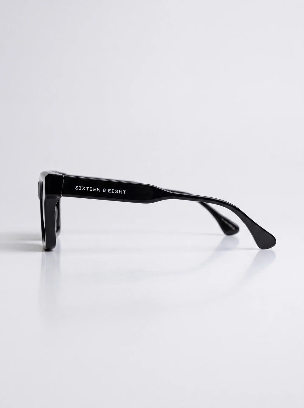 16/08 Sunglasses Black
