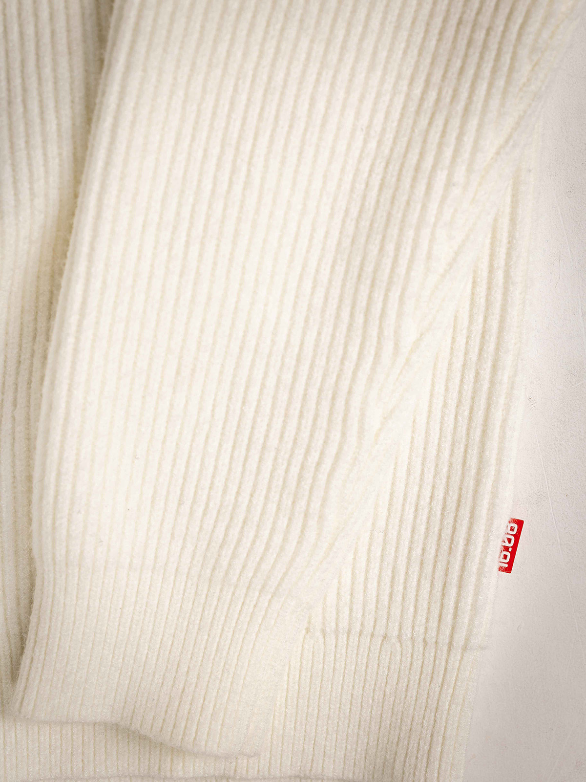 White Knitted Vest 1608 WEAR