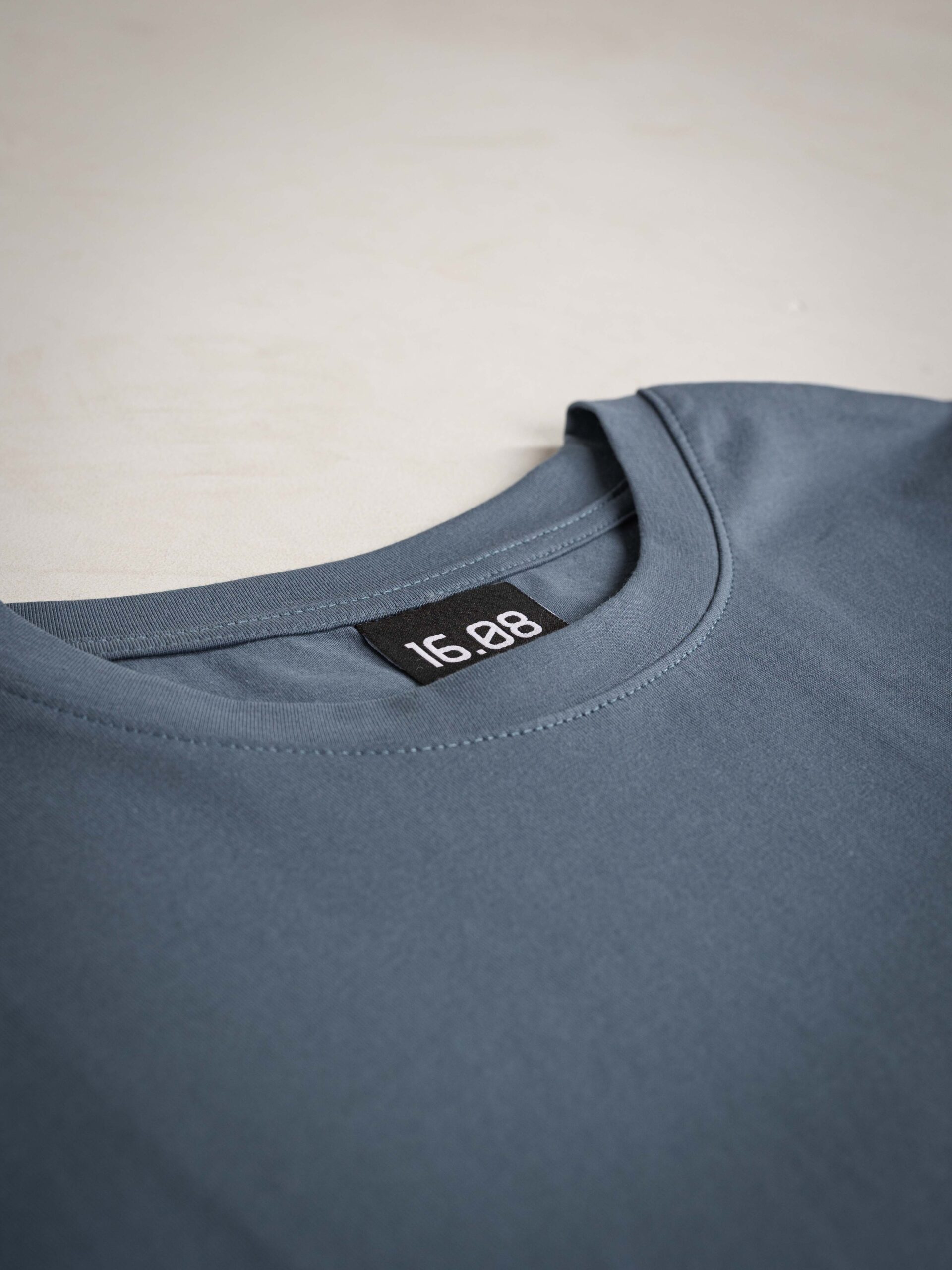 Blaues Crucial-T-Shirt 1608 WEAR