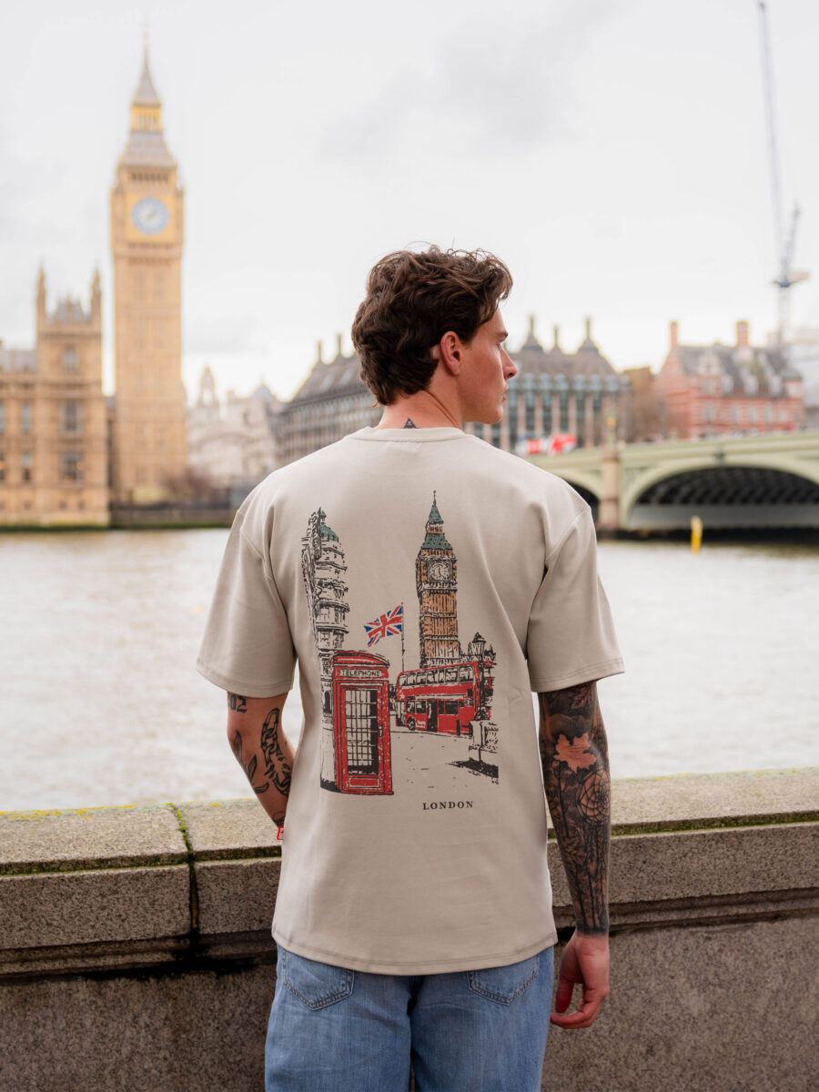 Mint London Oversized T-shirt 1608 WEAR
