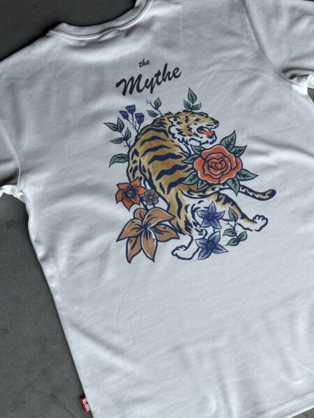 Weißes Tiger-T-Shirt in Übergröße
