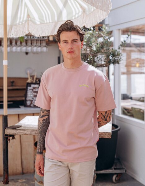 The Nada Oversized T-Shirt Pink