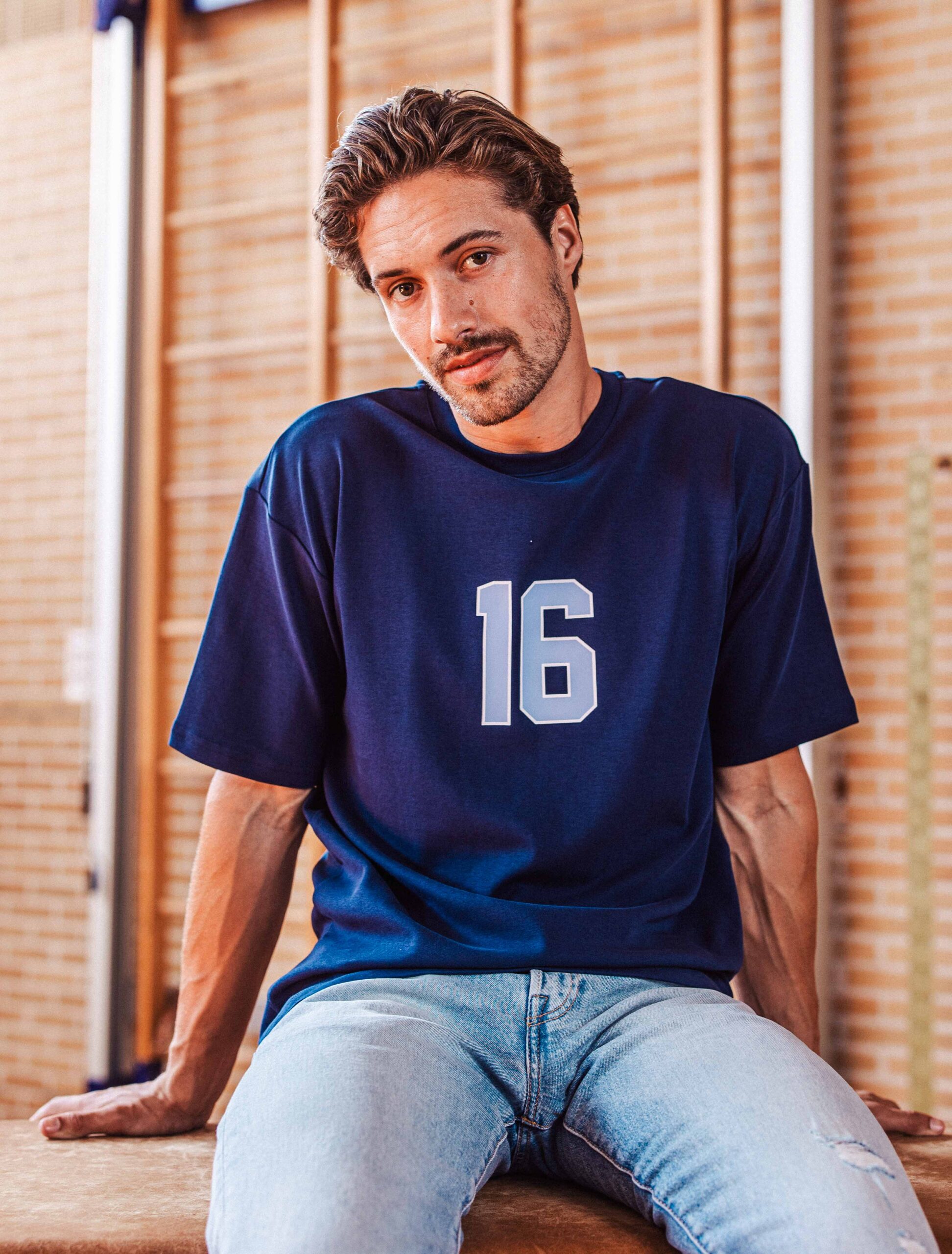 Navy Sixteen T-shirt 1608 WEAR