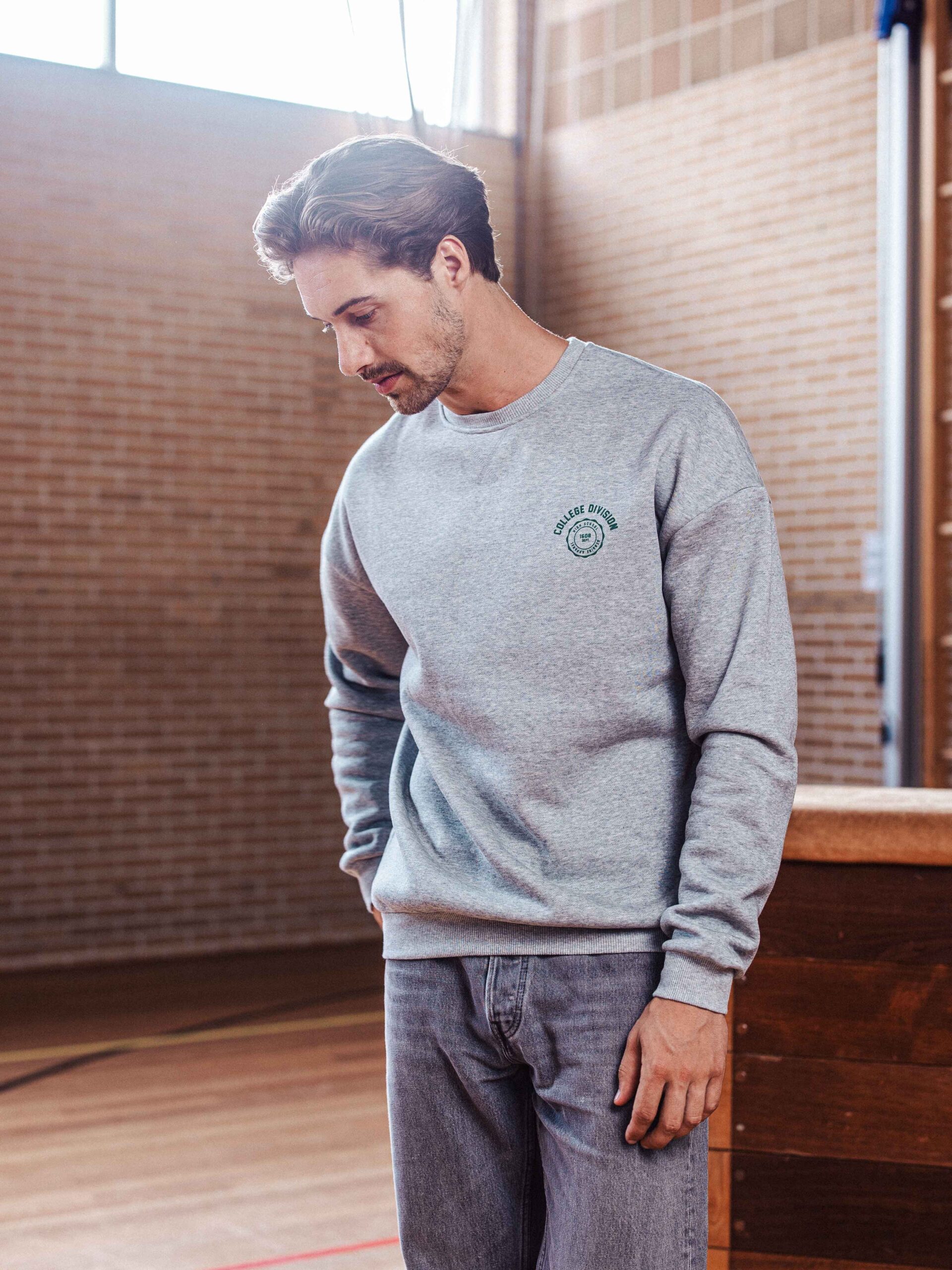 Grey College Sweater 1608 WEAR