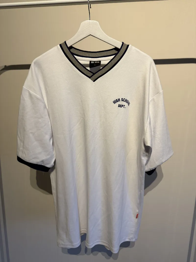 SAMPLE Oversized White Collar T-shirt