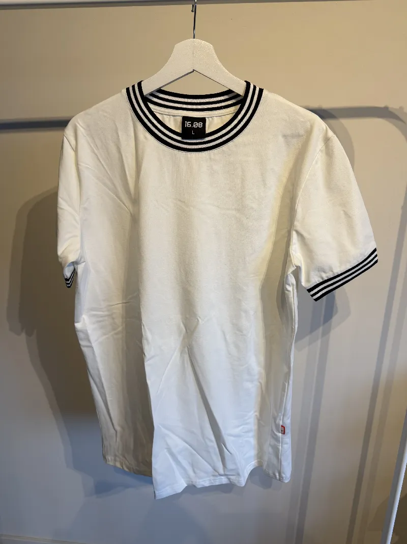 SAMPLE Slim Fit White Collar T-Shirt