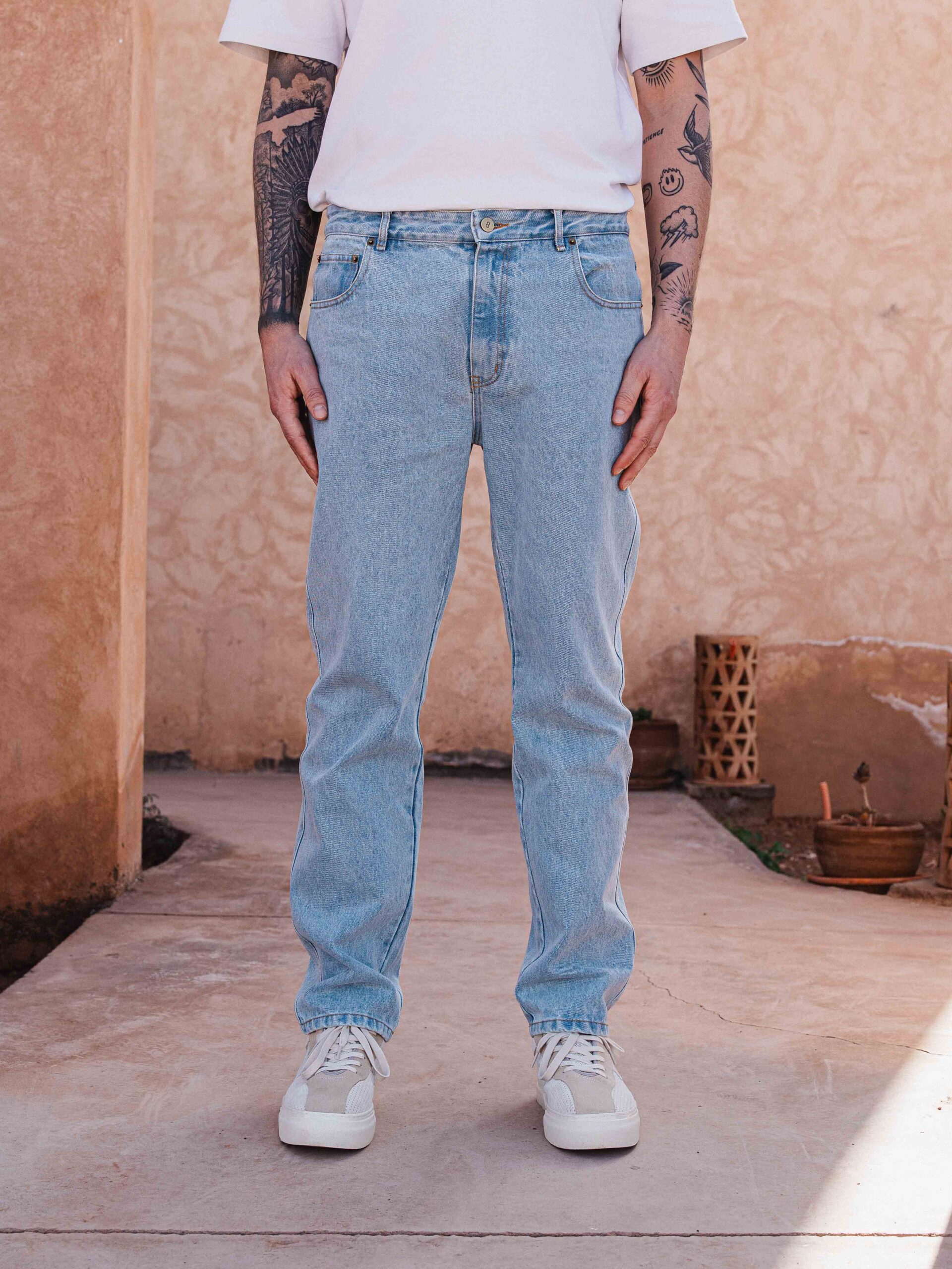 Blaue Denim-Jeans 1608 WEAR