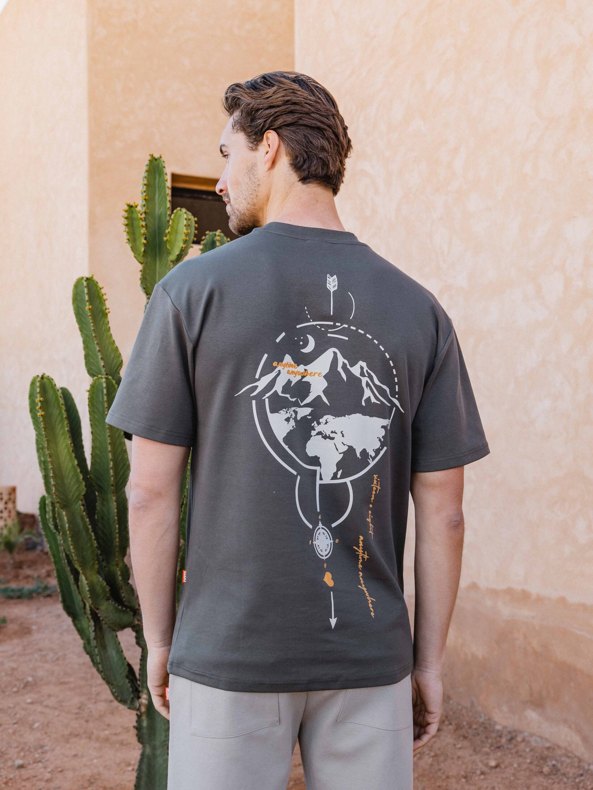 Off Black Global T-shirt 1608 WEAR