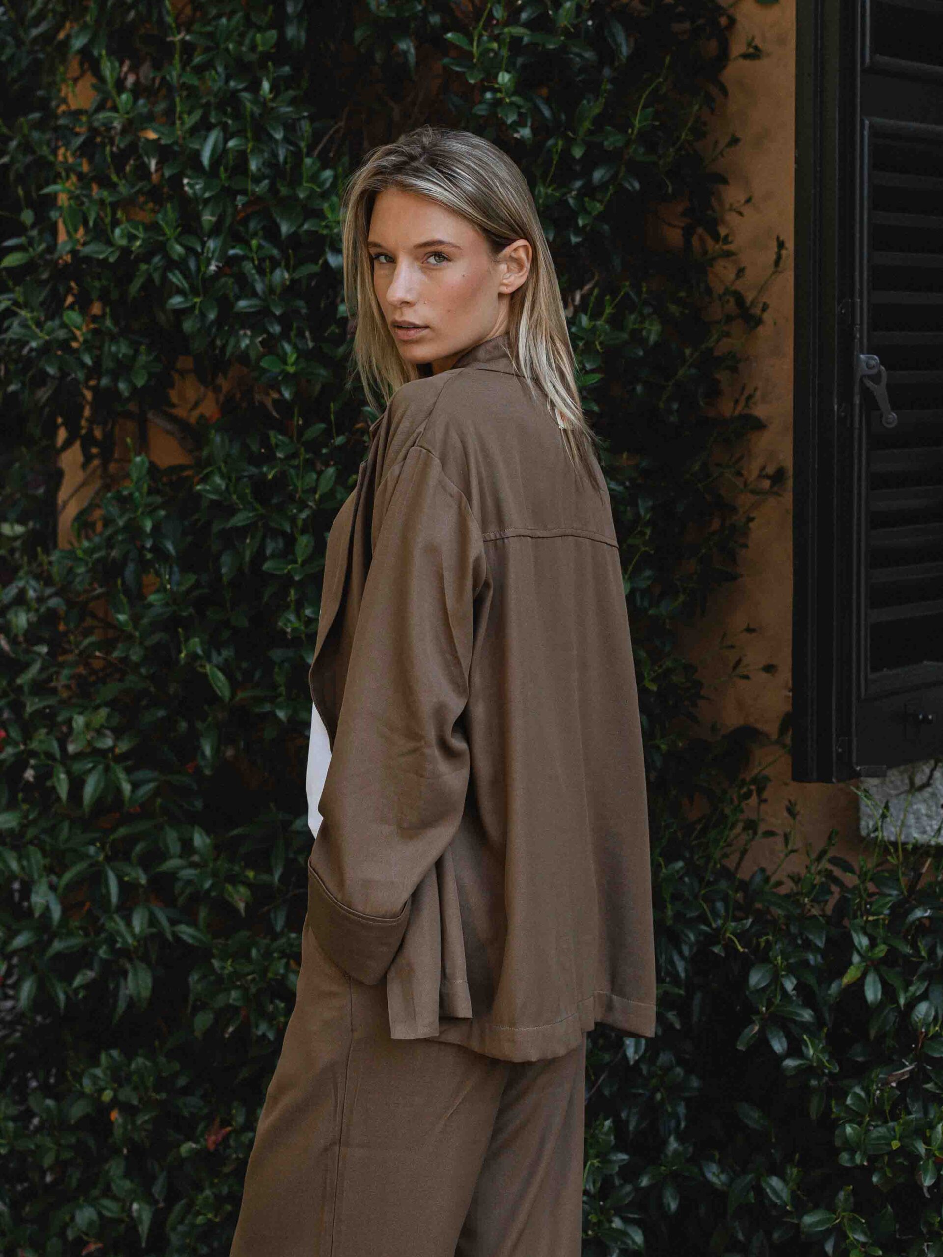 Brown Femme Blazer 1608 WEAR
