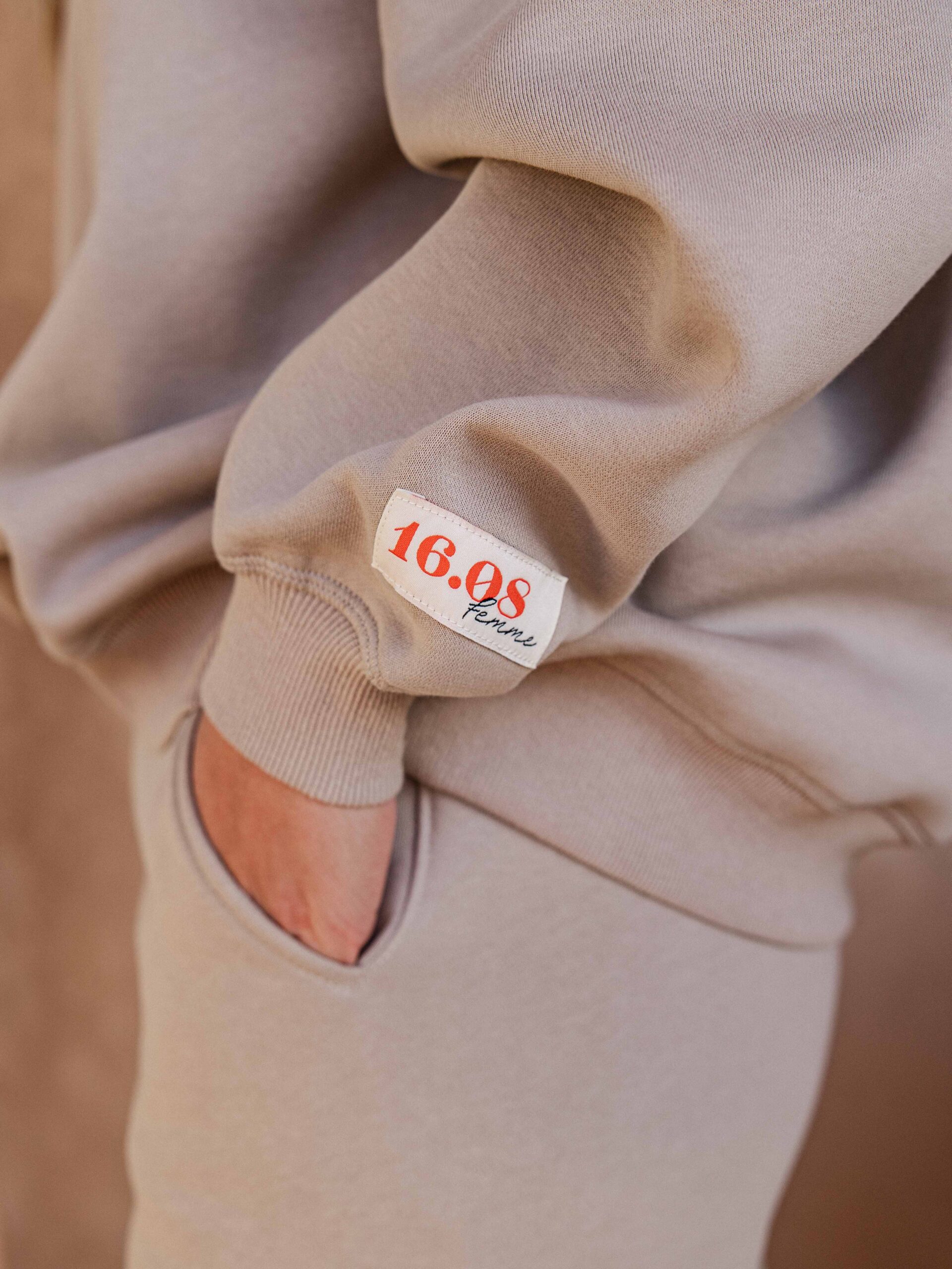 Taupe Femme Sweater 1608 WEAR
