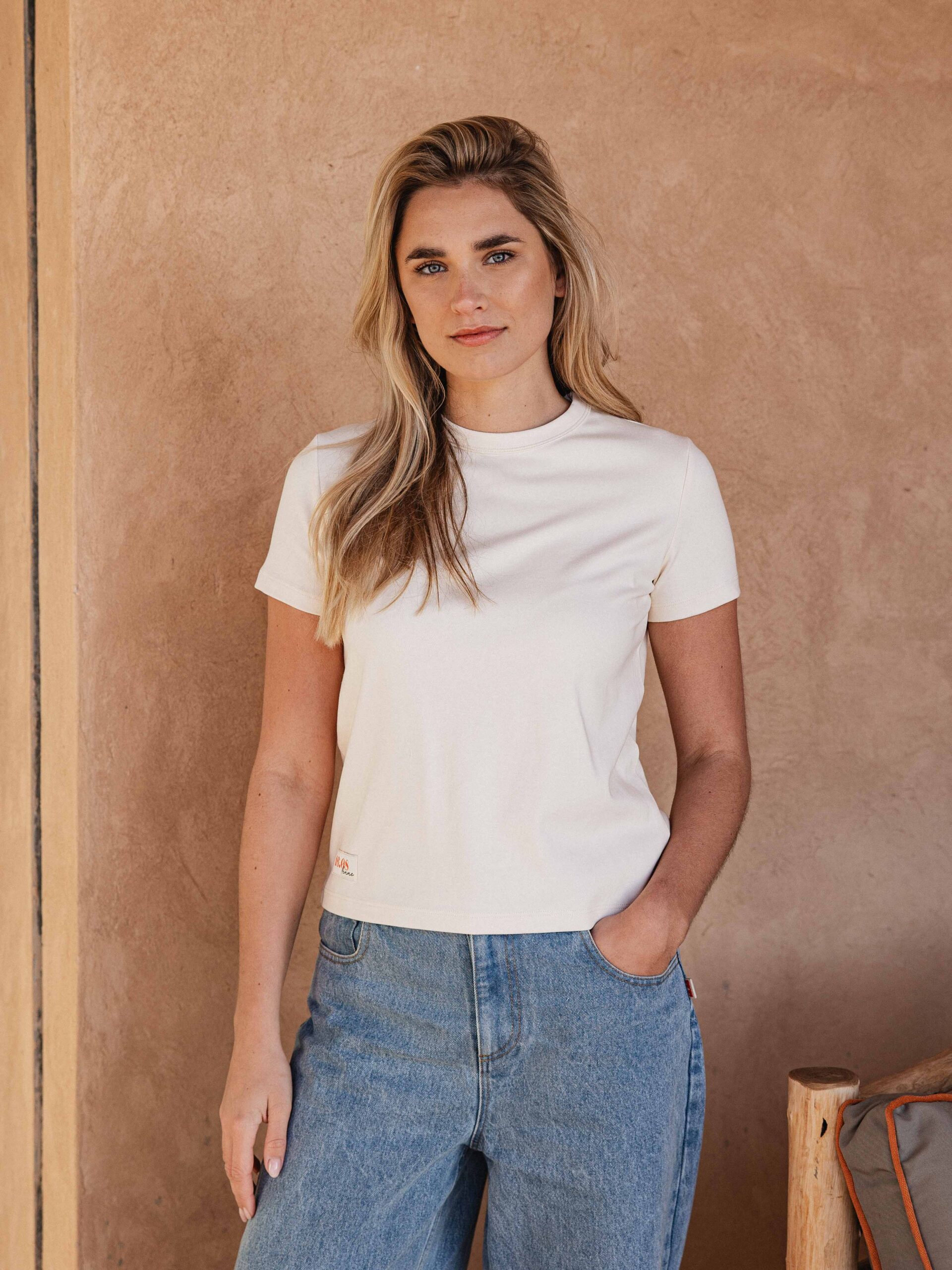 Creme Basic Femme T-shirt 1608 WEAR