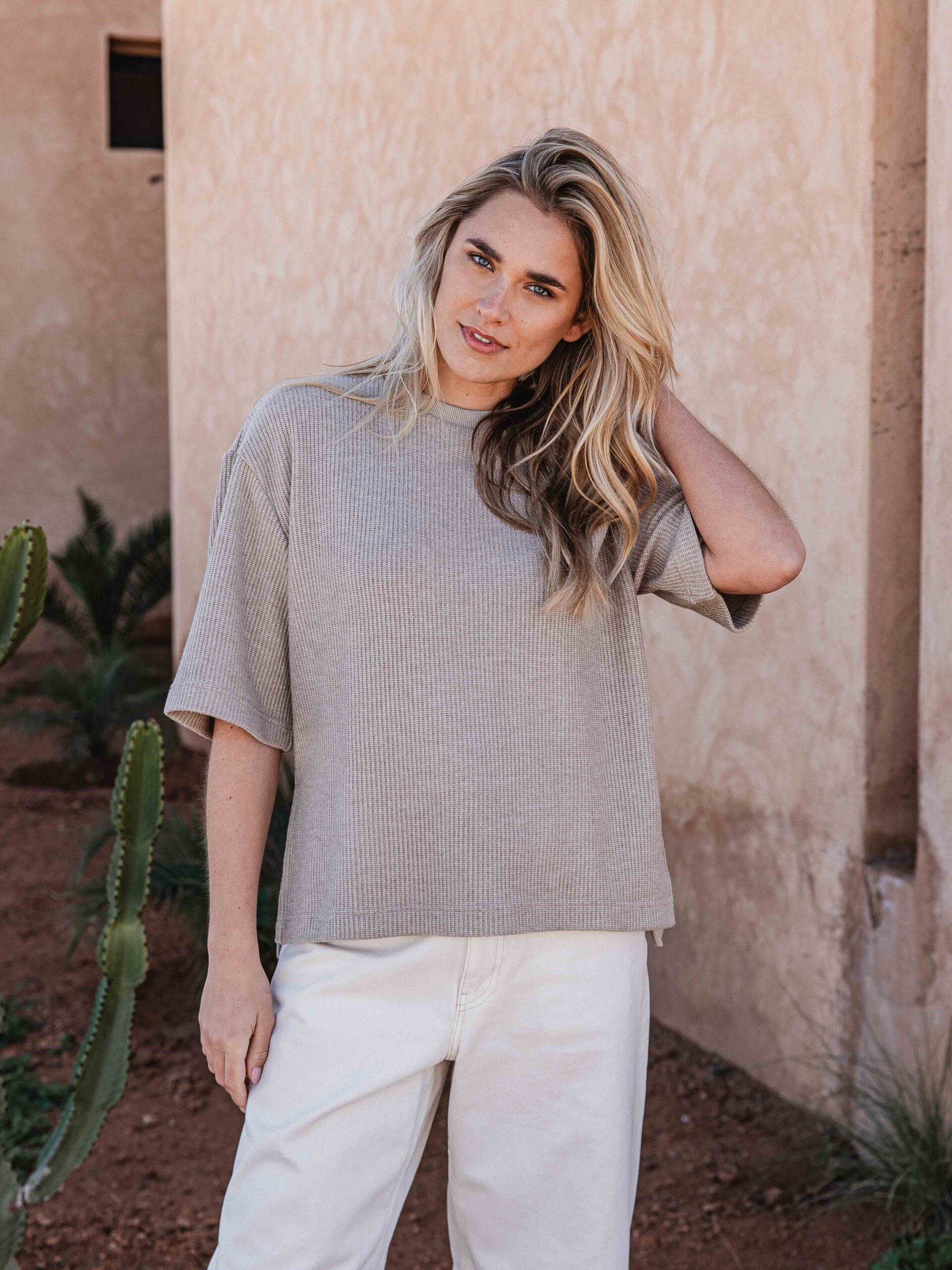 Beige Knit T-shirt 1608 WEAR