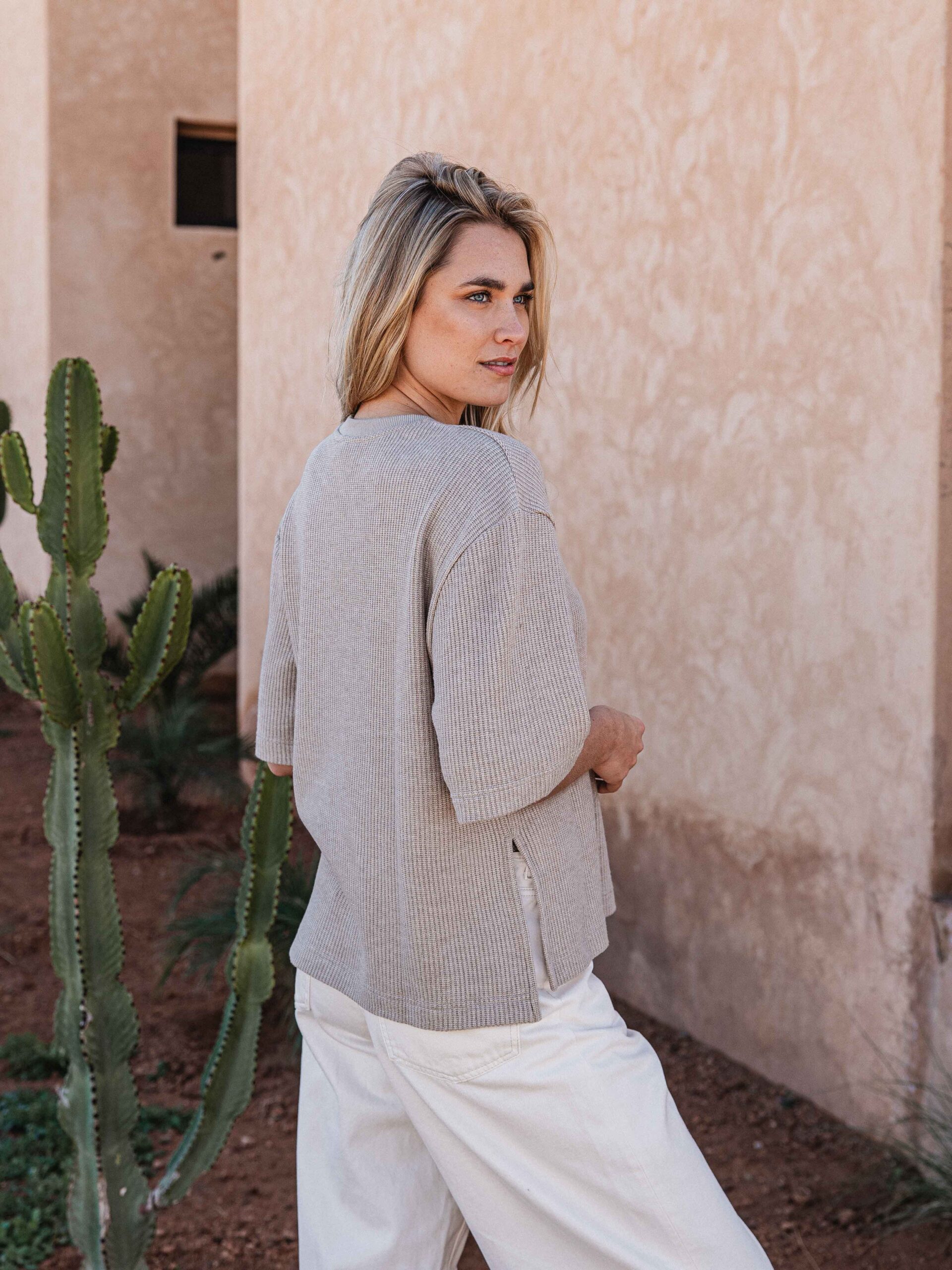 Beige Knit T-shirt 1608 WEAR