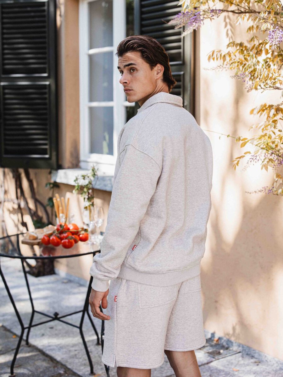 Brauner Melange-Polopullover