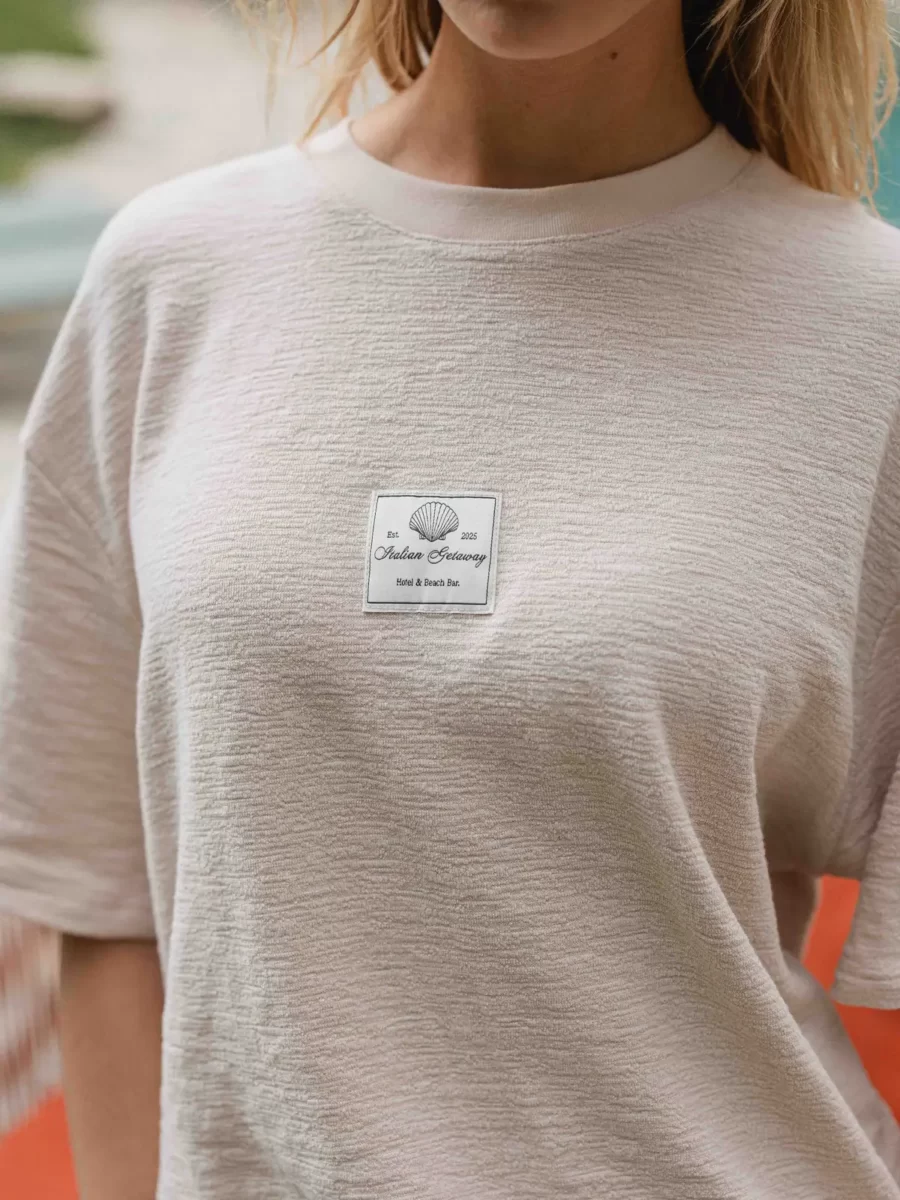 Beige Label-T-Shirt