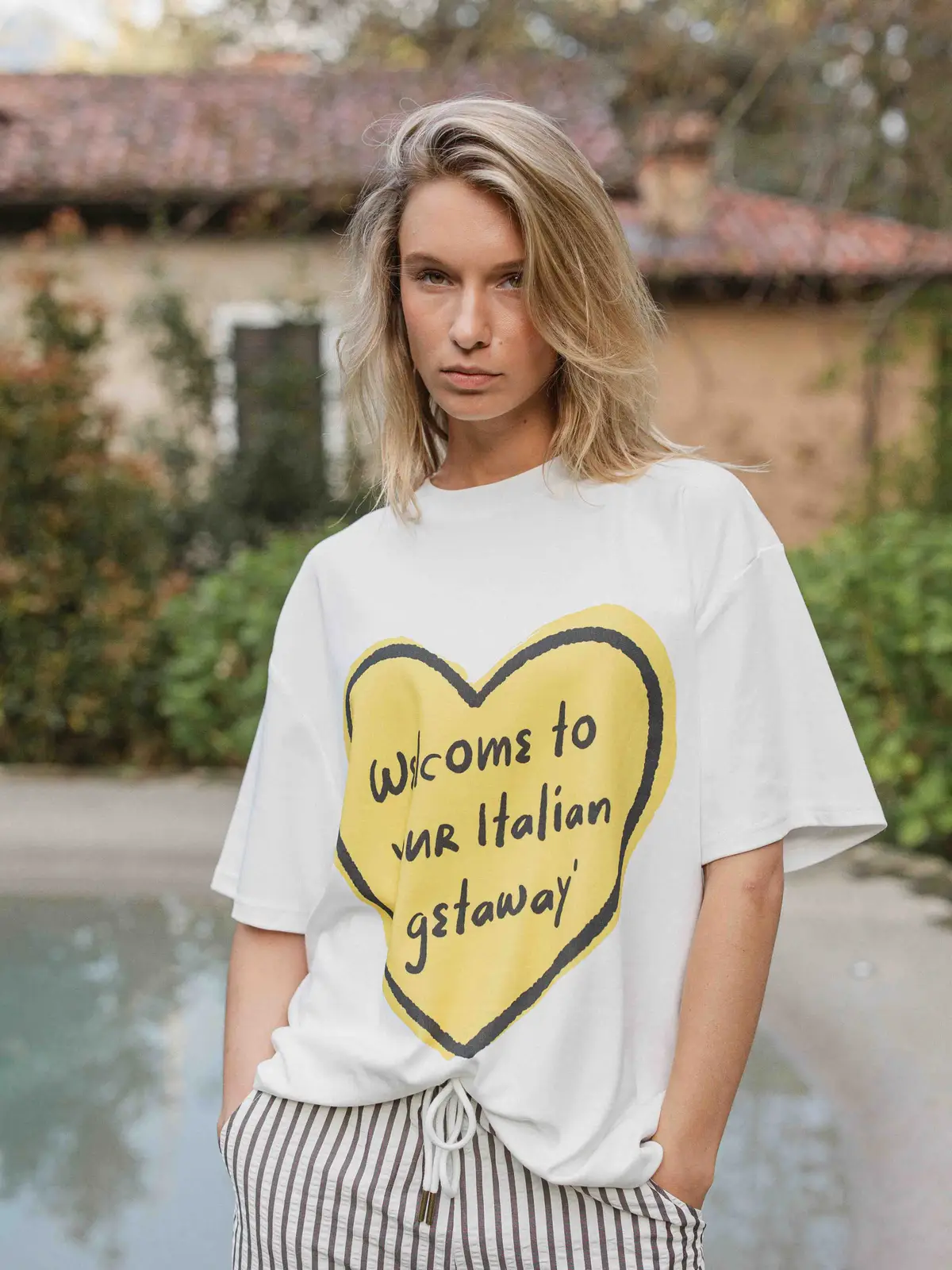 White Heart T-shirt 1608 WEAR