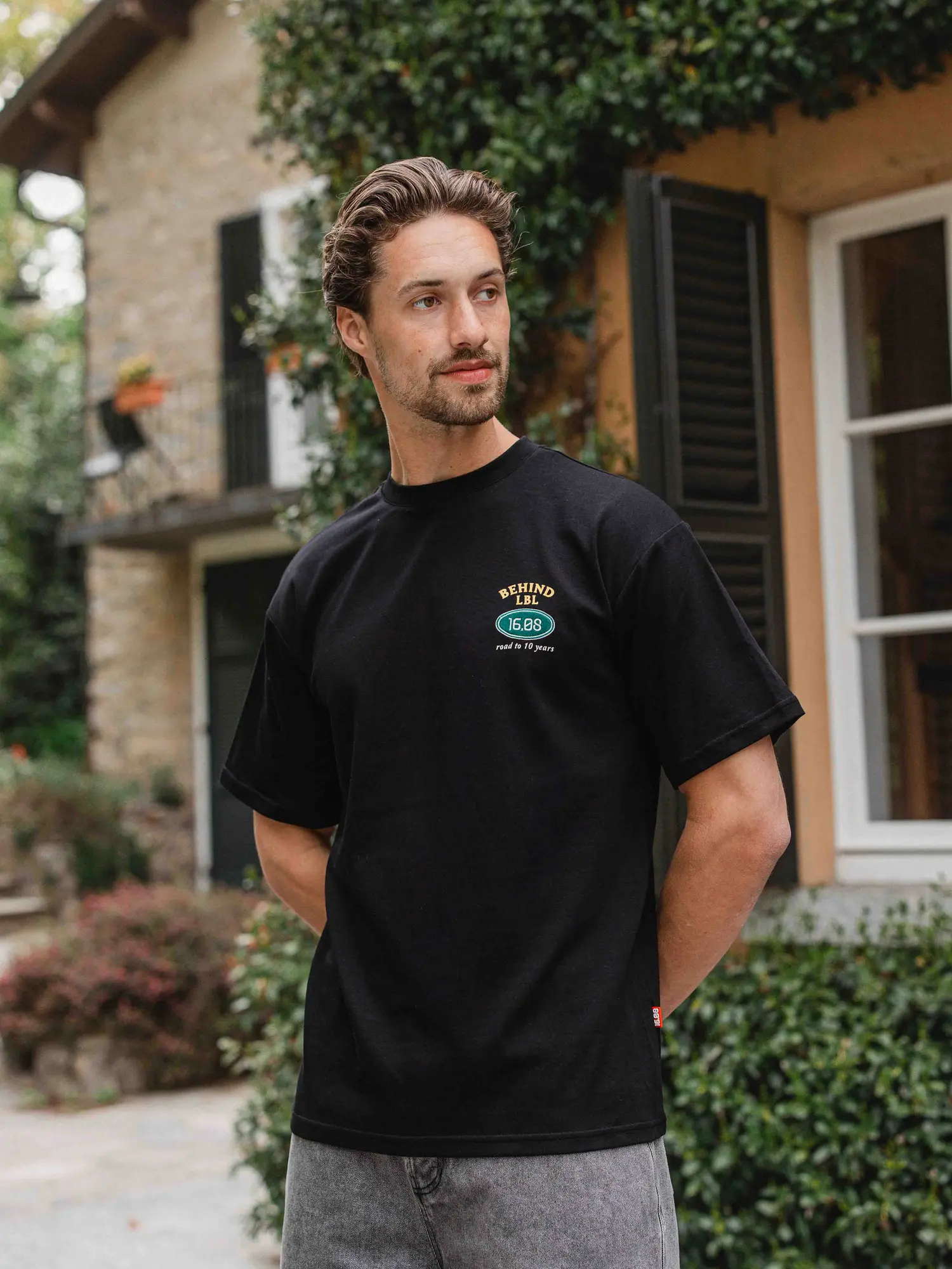 Black Label Oversized T-shirt 1608 WEAR